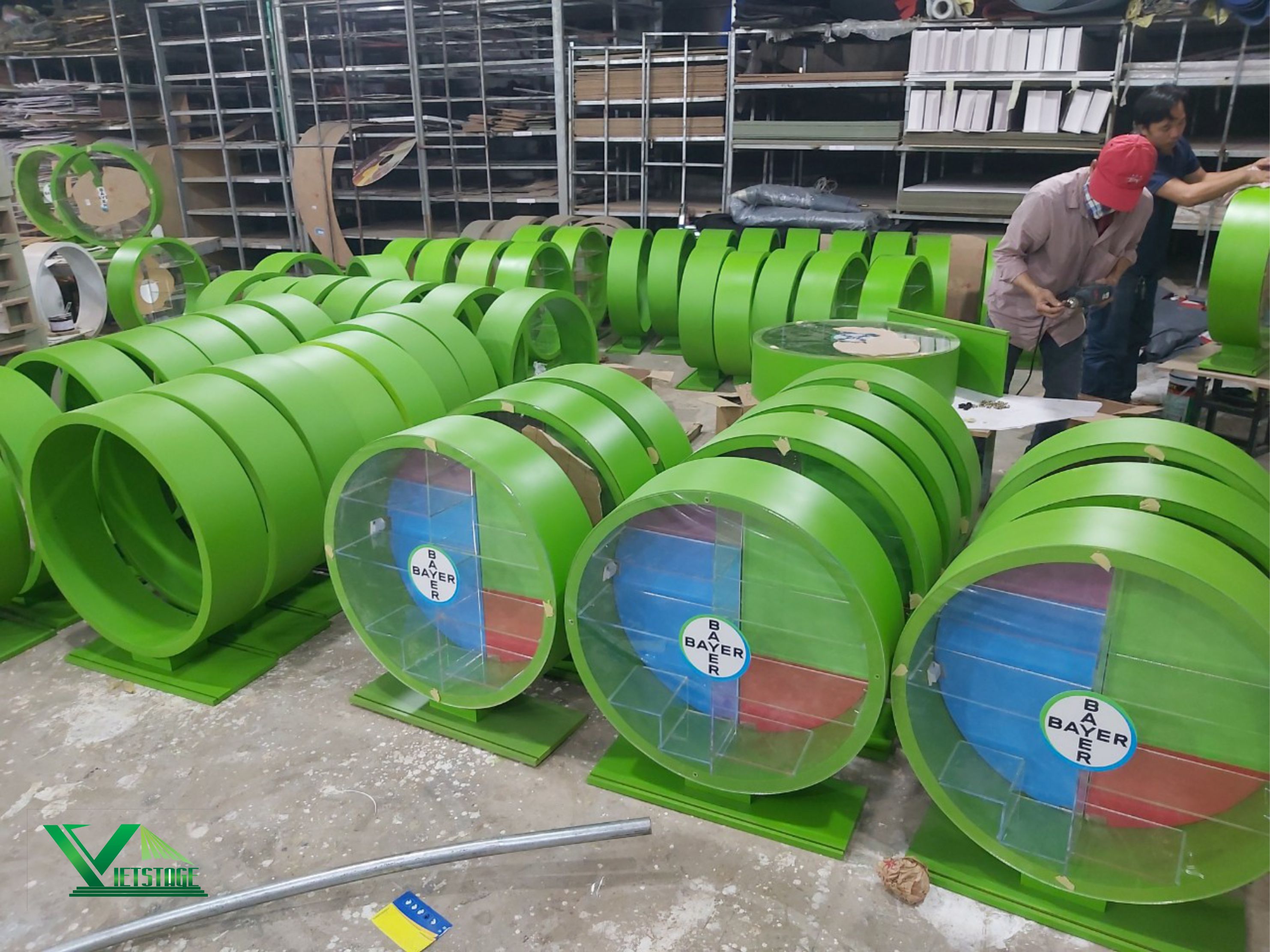 Sản xuất POSM quầy kệ cho nhãn hàng Bayer