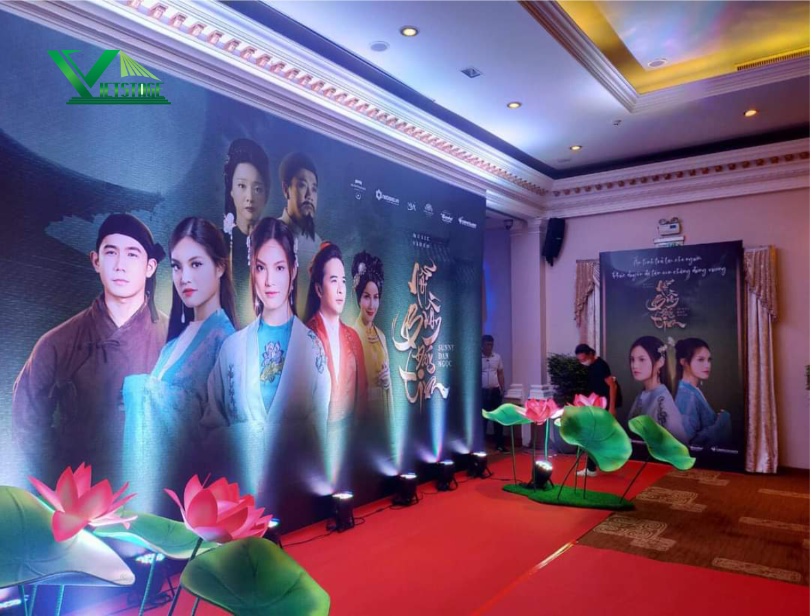 Sự kiện ra mắt Phim